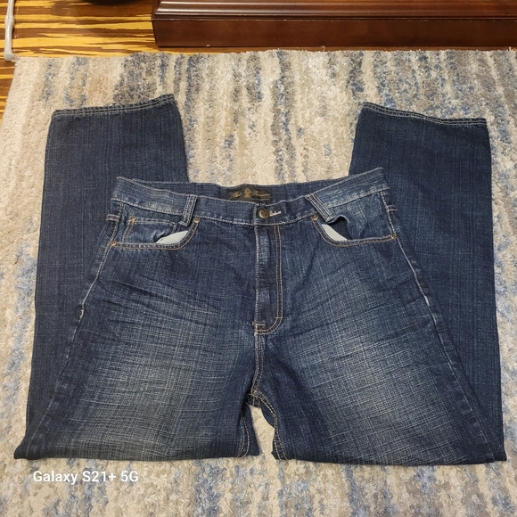 Phat Premium bt Phat Farm Size 36x32 - Picture 1 of 4